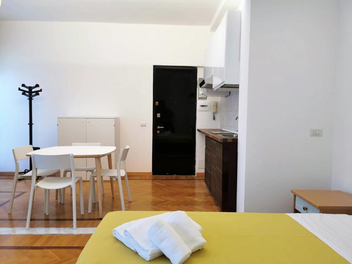 Pergolesi Apartments Milan Bagian luar foto