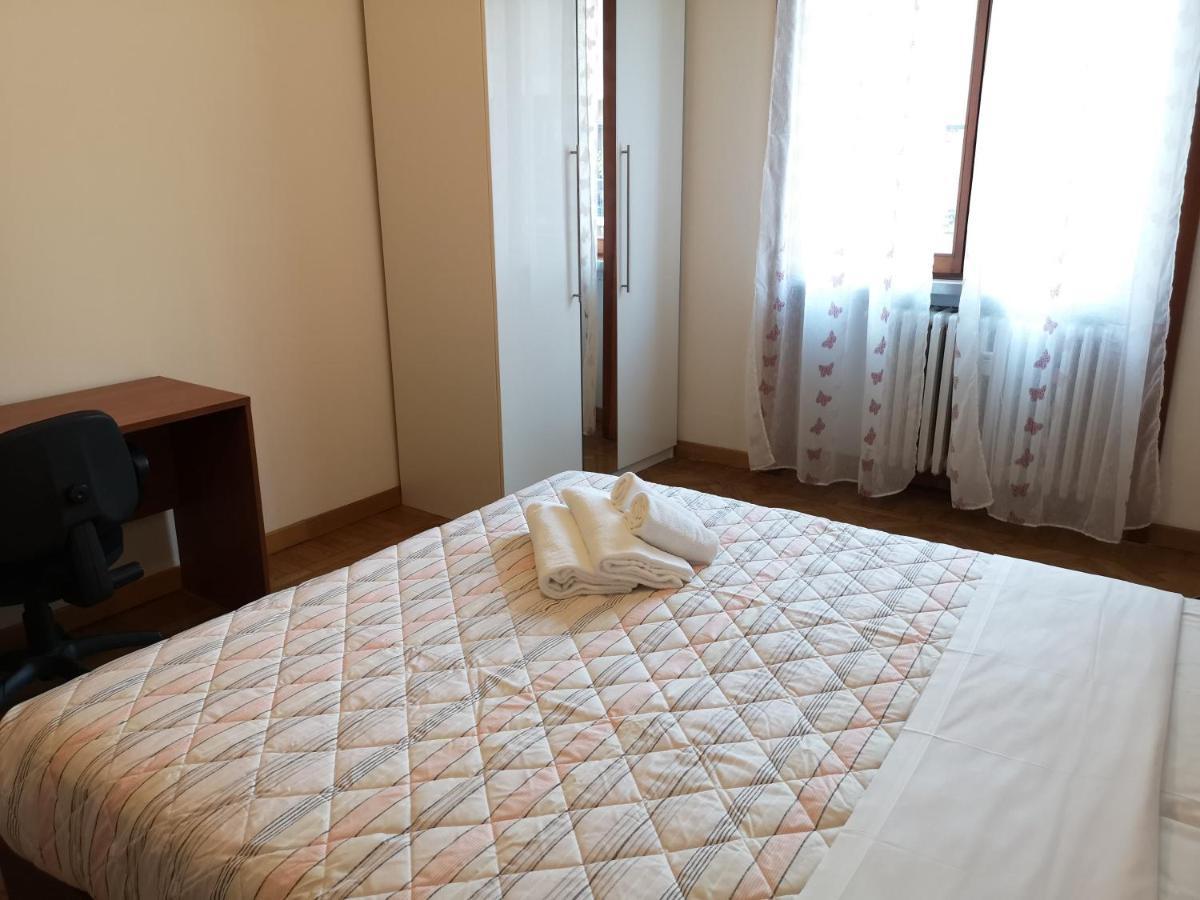 Pergolesi Apartments Milan Bagian luar foto