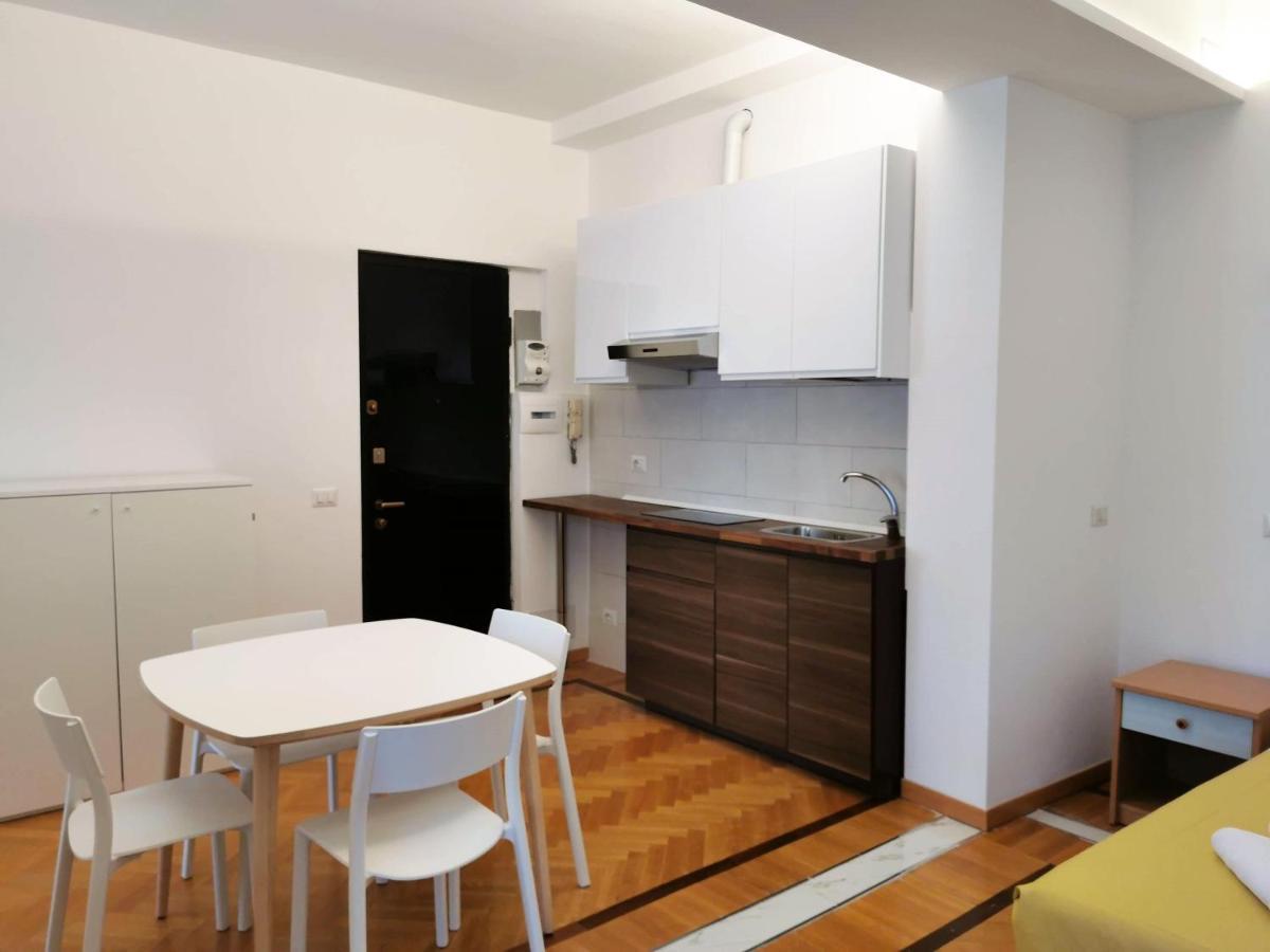 Pergolesi Apartments Milan Bagian luar foto