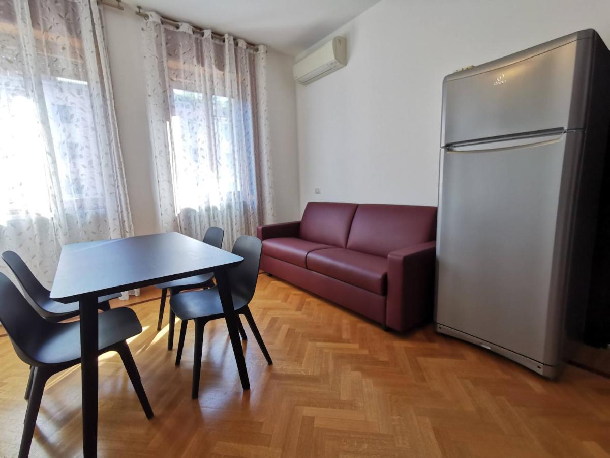 Pergolesi Apartments Milan Bagian luar foto