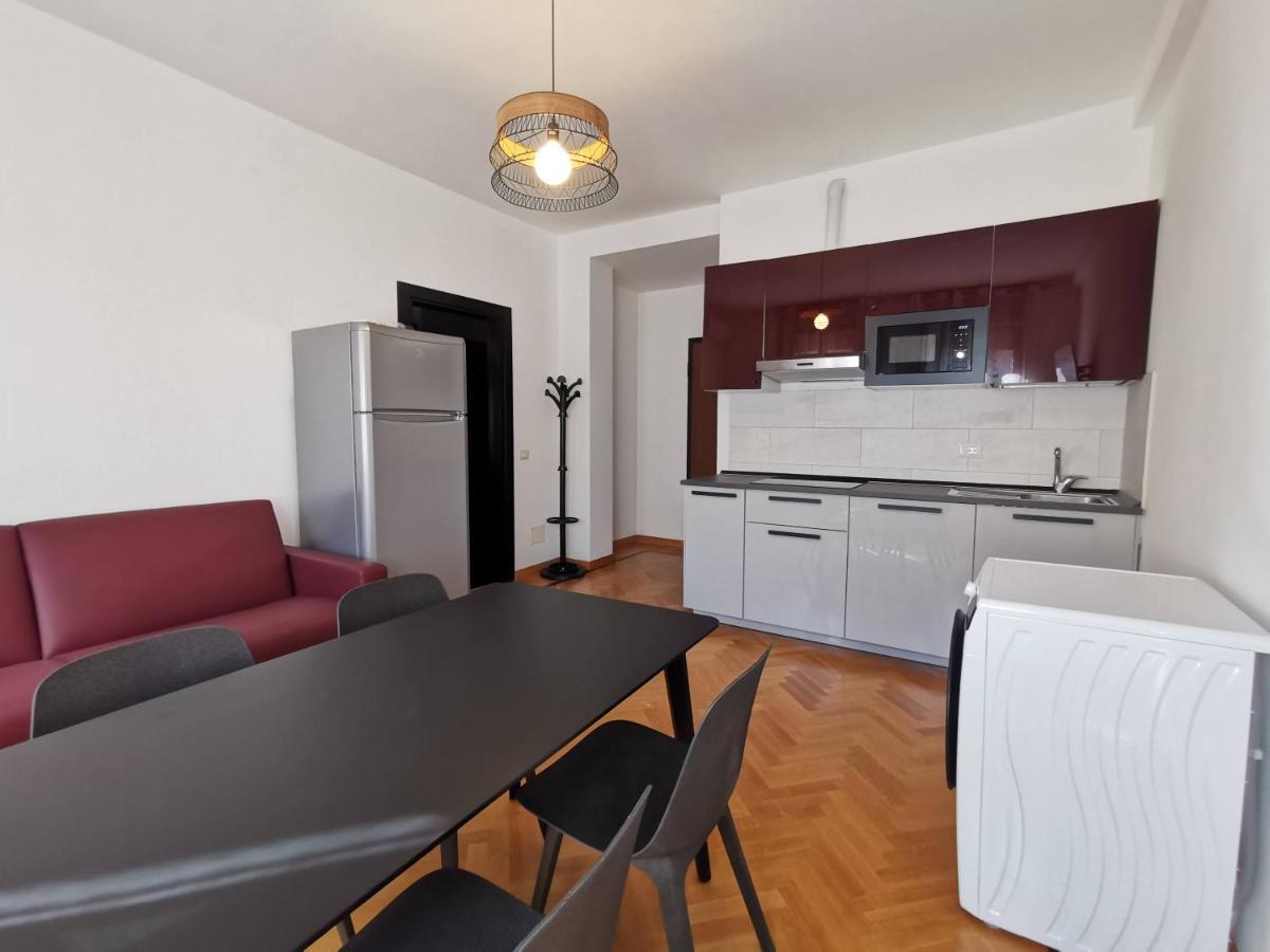 Pergolesi Apartments Milan Bagian luar foto